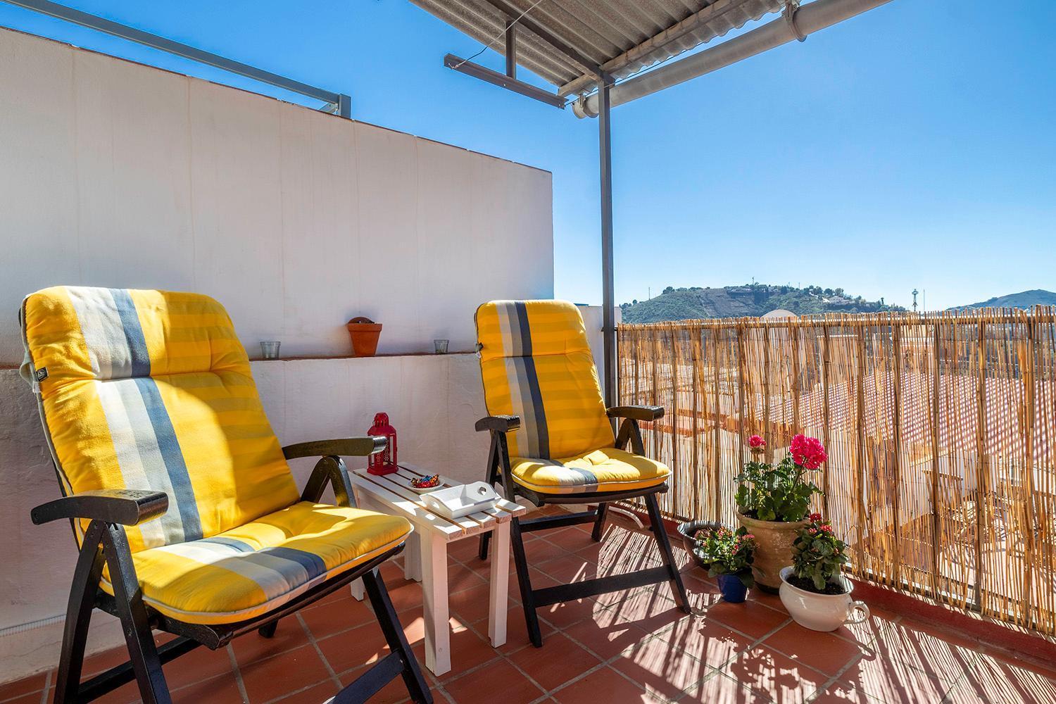 Casa Marlo, Spacious House In The Lively Centre Of Competa Exterior photo